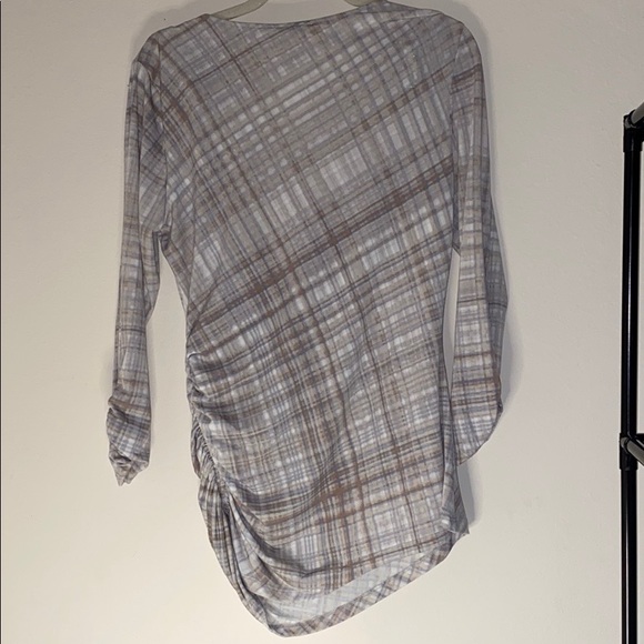 CalvinKlein Striped Ruched-side Top - Picture 5 of 8